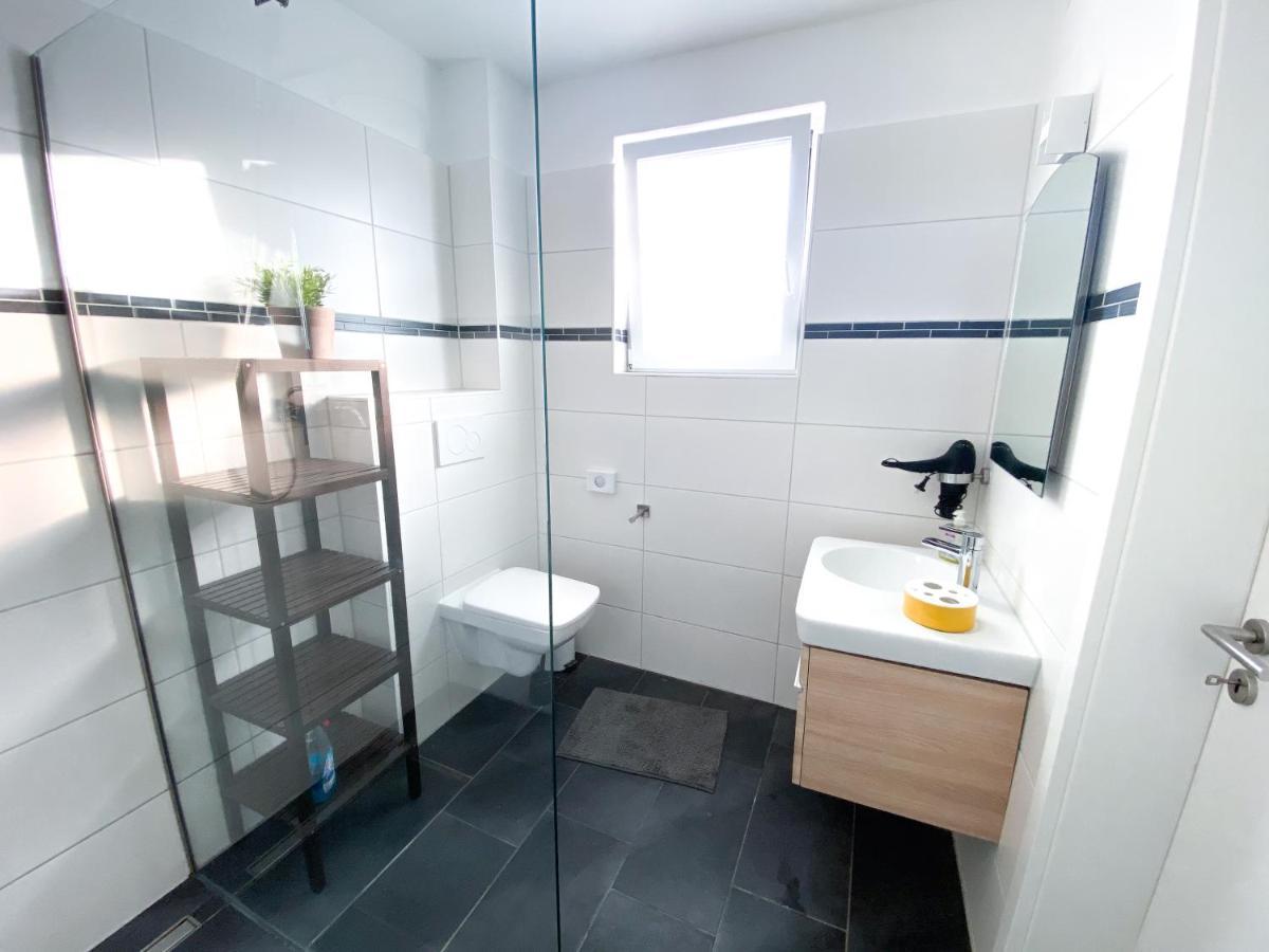 Komfort-Ferienwohnungen In Freest Luaran gambar